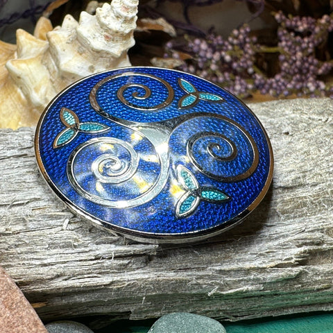 Load image into Gallery viewer, Celtic Spiral Brooch, Celtic Jewelry, Irish Jewelry, Scotland Jewelry, Anniversary Gift, Viking Brooch, Celtic Pin, Triskele Jewelry
