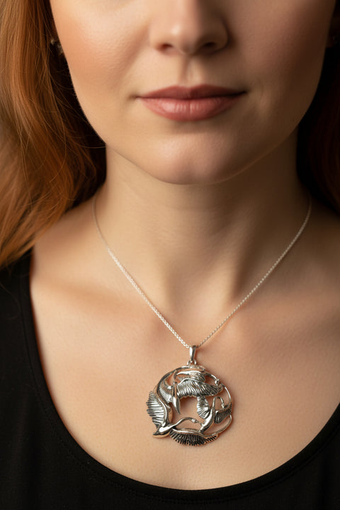 Load image into Gallery viewer, Swan Necklace, Children of Lir Jewelry, Celtic Jewelry, Mom Gift, Nature Necklace, Irish Jewelry, Ireland Jewelry, Nature Necklace
