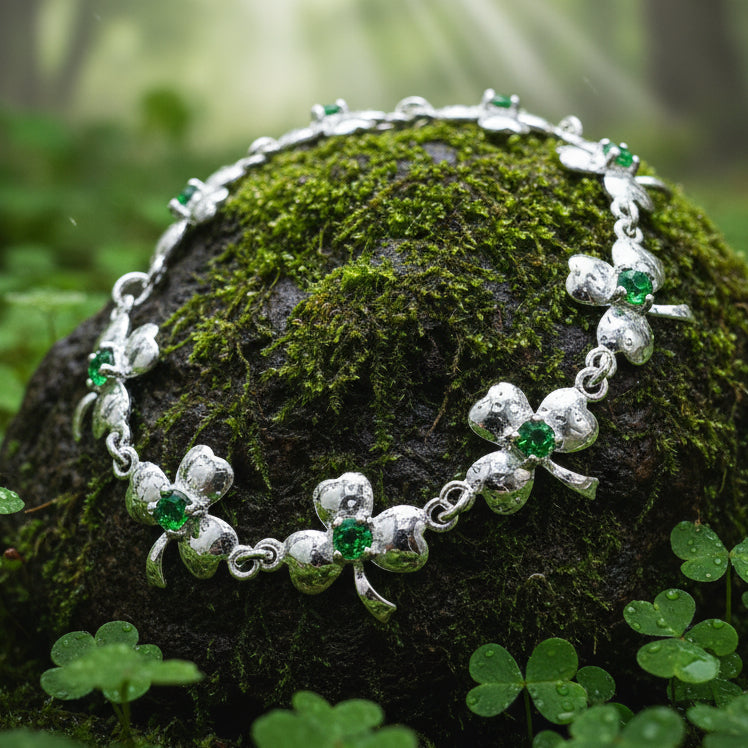 Shamrock Irish Bracelet, Clover Bracelet, Irish Jewelry, Silver Celtic Jewelry, Anniversary, Ireland Gift, Nature Jewelry, Clover Bracelet