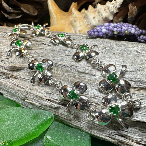 Load image into Gallery viewer, Shamrock Irish Bracelet, Clover Bracelet, Irish Jewelry, Silver Celtic Jewelry, Anniversary, Ireland Gift, Nature Jewelry, Clover Bracelet
