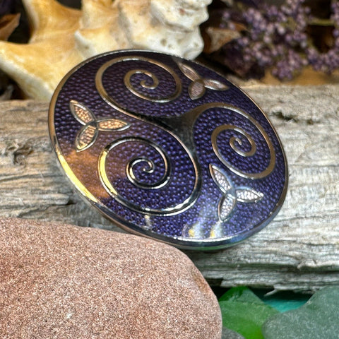 Load image into Gallery viewer, Celtic Spiral Brooch, Celtic Jewelry, Irish Jewelry, Scotland Jewelry, Anniversary Gift, Viking Brooch, Celtic Pin, Triskele Jewelry
