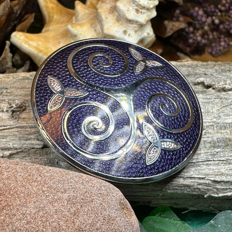 Load image into Gallery viewer, Celtic Spiral Brooch, Celtic Jewelry, Irish Jewelry, Scotland Jewelry, Anniversary Gift, Viking Brooch, Celtic Pin, Triskele Jewelry
