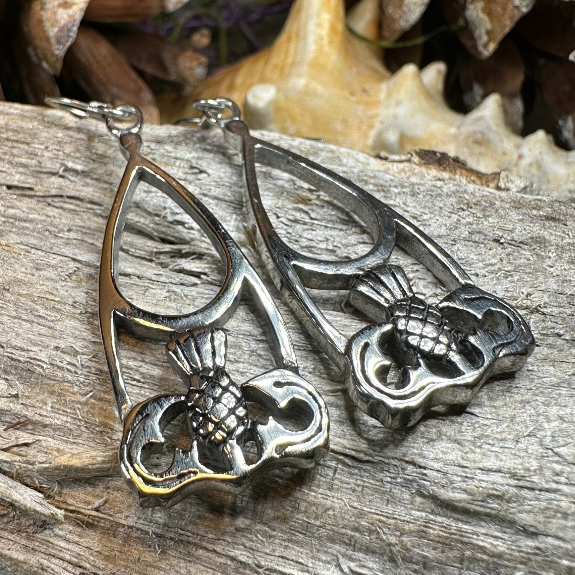 Thistle Earrings, Celtic Jewelry, Scotland Jewelry, Outlander Jewelry, Girlfriend Gift, Sister Gift, Mom Gift, Nature Jewelry, Wife Gift