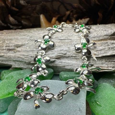 Load image into Gallery viewer, Shamrock Irish Bracelet, Clover Bracelet, Irish Jewelry, Silver Celtic Jewelry, Anniversary, Ireland Gift, Nature Jewelry, Clover Bracelet
