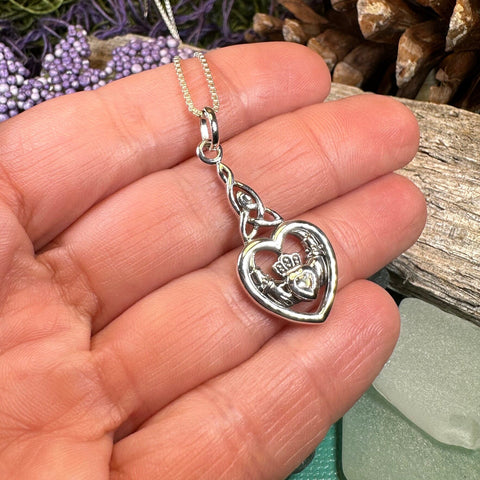 Load image into Gallery viewer, Claddagh Necklace, Celtic Pendant, Irish Jewelry, Ireland Gift, Mom Gift, Anniversary Gift, Mother's Knot, Heart Jewelry, Graduation Gift
