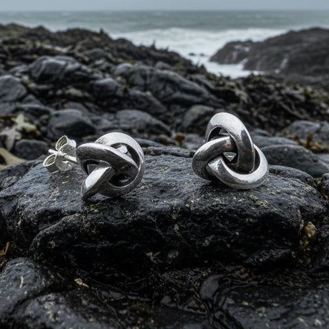 Load image into Gallery viewer, Celtic Knot Stud Earrings, Irish Jewelry, Celtic Jewelry, Anniversary Gift, Bridal Jewelry, Norse Jewelry, Yoga Jewelry, Friendship Gift
