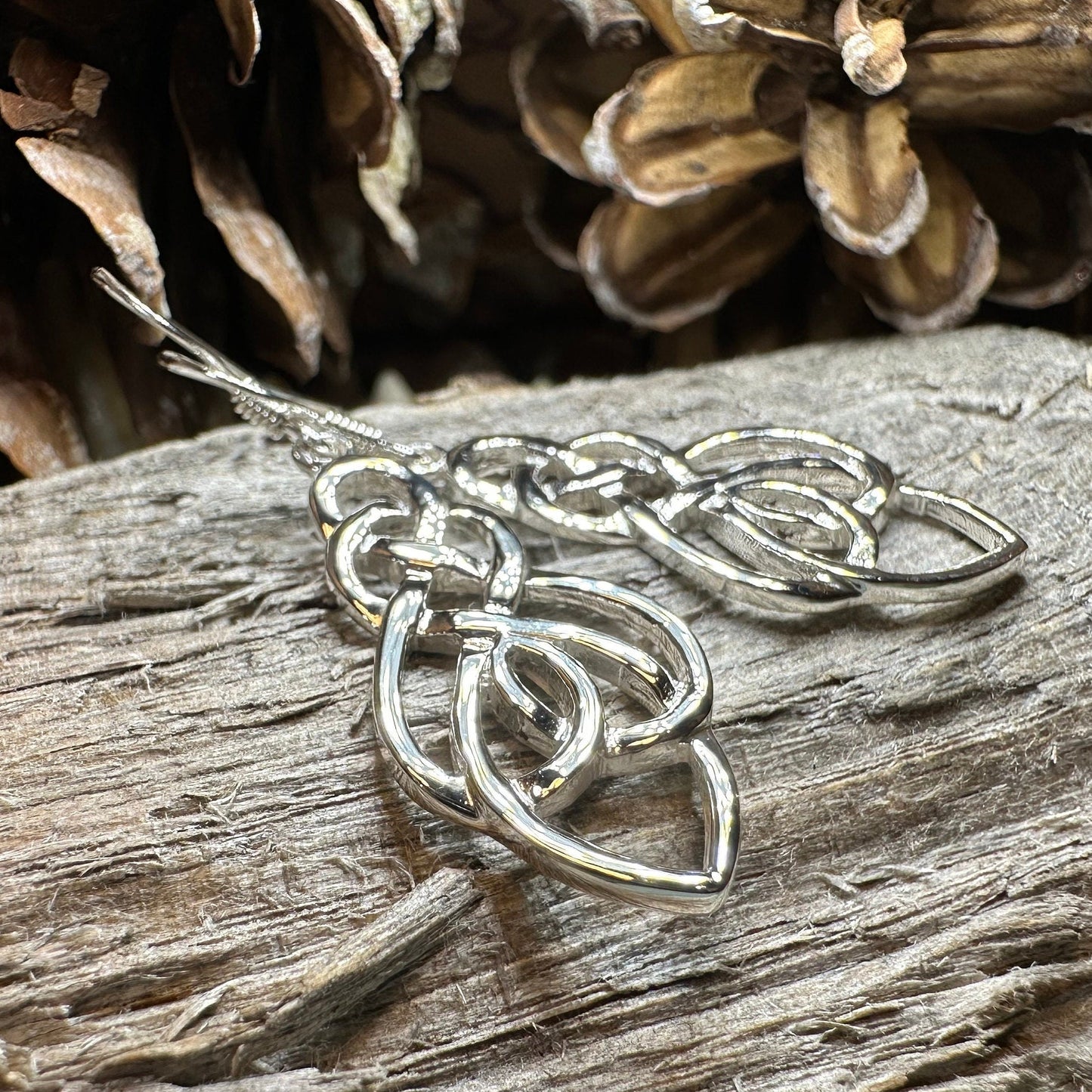 Celtic Earrings, Love Knot Earrings, Irish Jewelry, Ireland Gift, Scotland Jewelry, Mom Gift, Sister's Knot, Scottish Jewelry, Norse Jewelry