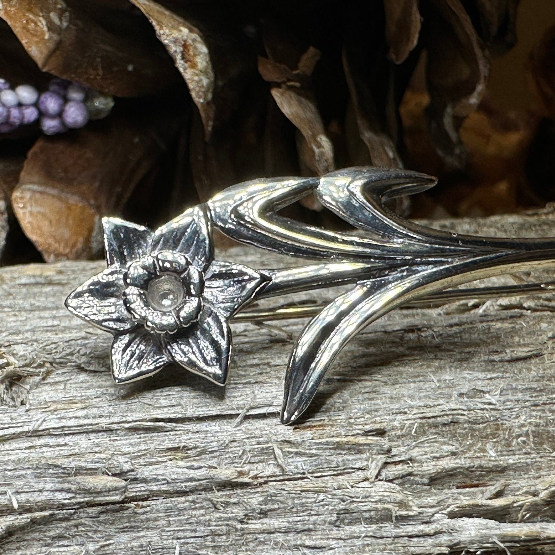 Daffodil Love Spoon Brooch, Celtic Pin, Wales Jewelry, Welsh Pin, Bridal Jewelry, Anniversary Gift, Heart Jewelry, Silver Spoon Wife Gift