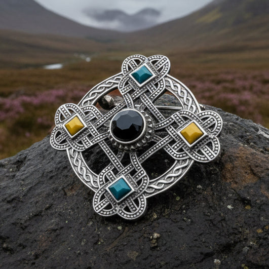Celtic Knot Brooch, Celtic Pin, Irish Jewelry, Scotland Jewelry, Wiccan Jewelry, Mom Gift, Wife Gift, Ireland Pin, Outlander Jewelry