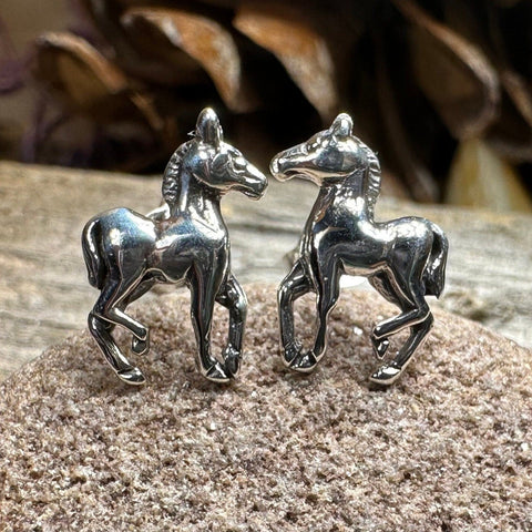 Load image into Gallery viewer, Horse Earrings, Silver Stud Earrings, Equestrian Jewelry, Horse Post Earrings, Horseback Rider Gift, Pony Jewelry, Cool Cowgift Gift
