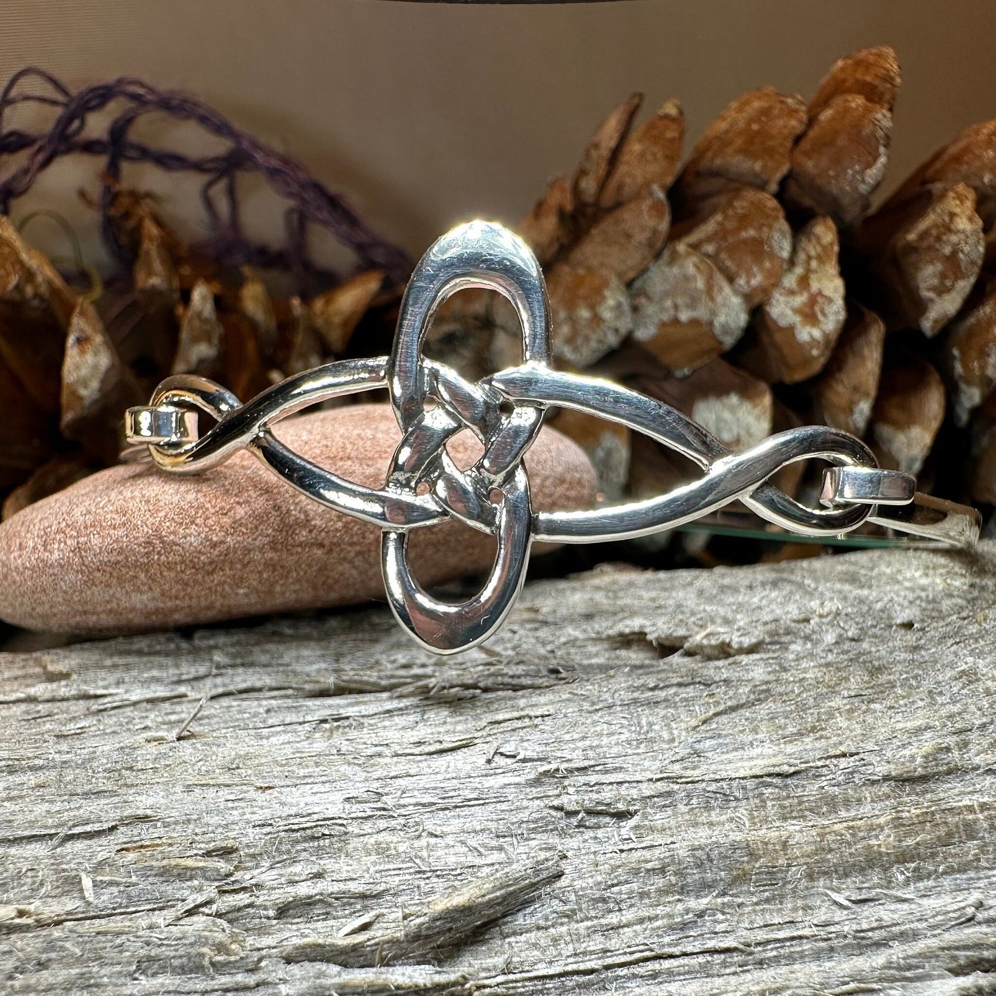 Celtic Knot Bracelet, Celtic Jewelry, Irish Jewelry, Love Knot Jewelry, Bridal Jewelry, Scotland Jewelry, Wife Gift, Ireland Gift, Mom Gift