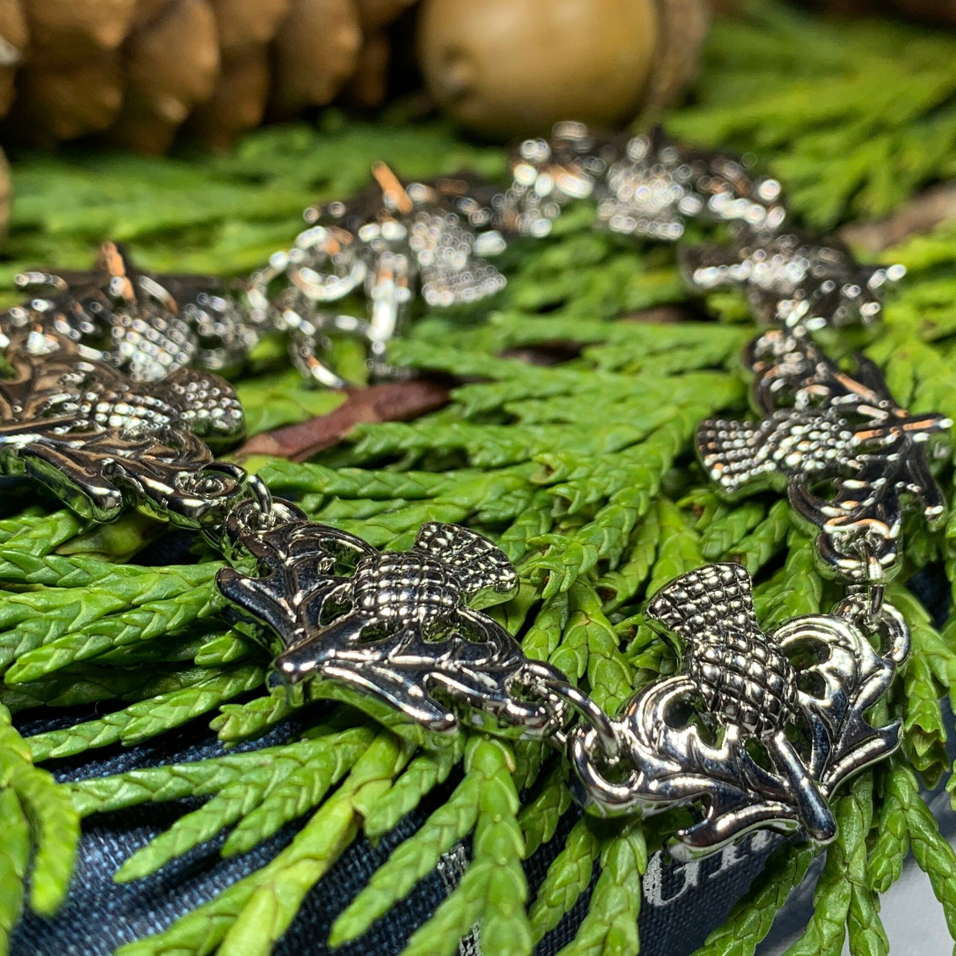 Thistle Bracelet, Scottish Jewelry, Celtic Jewelry, Scotland Jewelry, Nature Jewelry, Friendship Gift, Mom Gift, Girlfriend Gift, Wife Gift