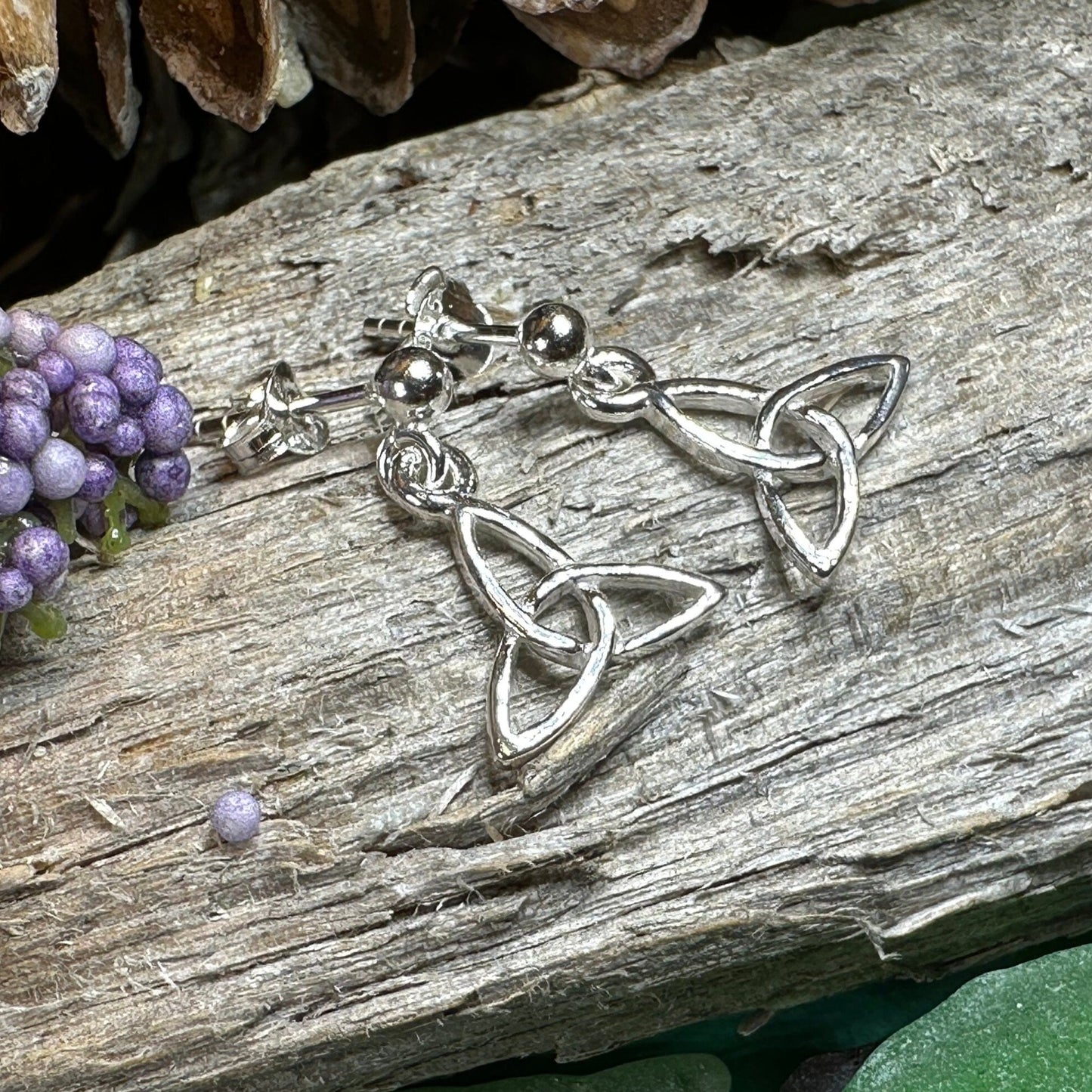 Trinity Knot Earrings, Celtic Knot Jewelry, Irish Jewelry, Celtic Post Earrings, Graduation Gift, Silver Scottish Jewelry, Graduation Gift