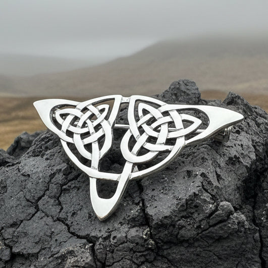 Celtic Knot Brooch, Celtic Jewelry, Irish Pin, Silver Ireland Pin, Girlfriend Gift, Wife Gift, Scarf Pin, Scottish Brooch, Scotland Pin
