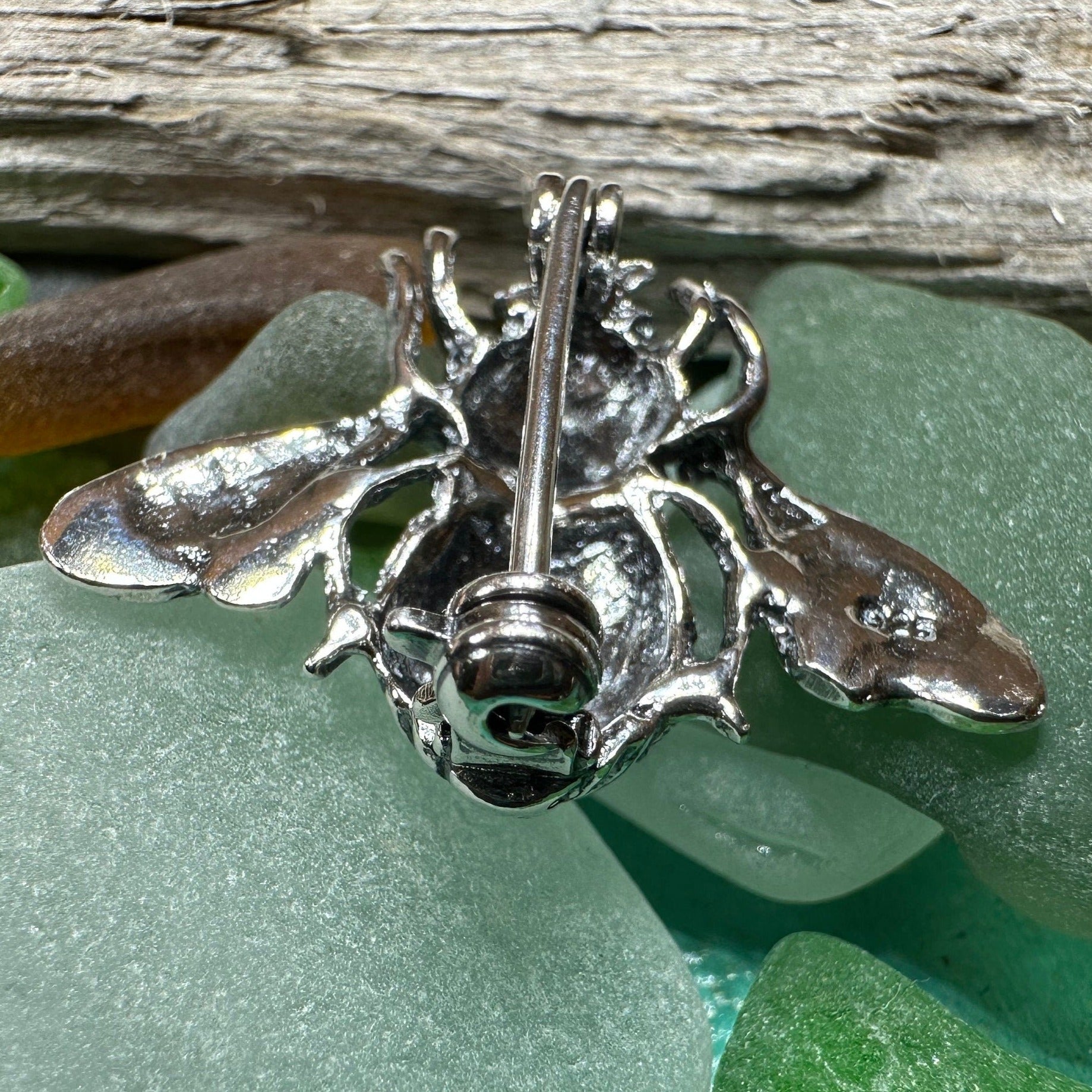 Bee Booch, Nature Jewelry, Silver Insect Pin, Anniversary Gift, Outlander Jewelry, Insect Jewelry, Honey Bee Jewelry, Realistic Bee Pin