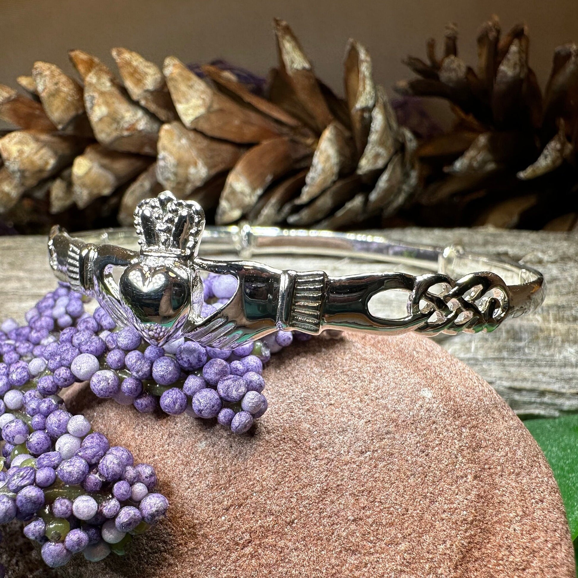 Claddagh Bracelet, Celtic Jewelry, Irish Jewelry, Ireland Gift, Bridal Jewelry, Heart Jewelry, Girlfriend Gift, Wife Gift, Anniversary Gift