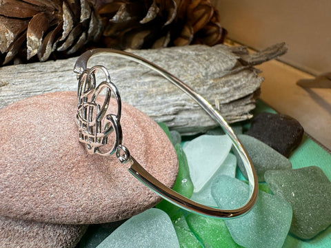 Load image into Gallery viewer, Celtic Knot Bracelet, Celtic Jewelry, Irish Jewelry, Love Knot Jewelry, Bridal Jewelry, Scotland Jewelry, Wife Gift, Ireland Gift, Mom Gift
