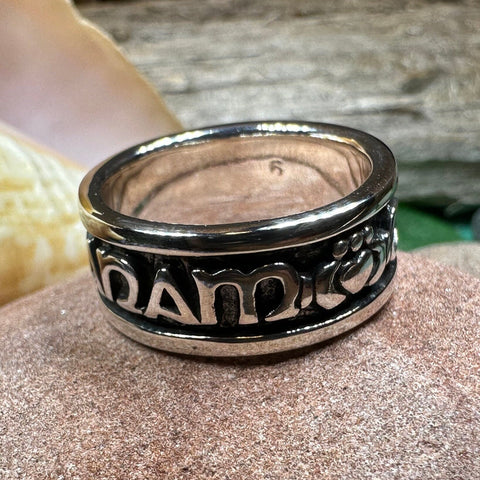 Load image into Gallery viewer, Celtic Ring, Irish Gaelic Ring, Ireland Ring, Claddagh Ring, Irish Ring, Promise Ring, Anniversary Gift, Silver Wedding Ring. Mo Anam Cara
