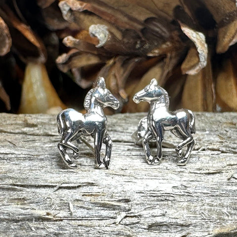 Load image into Gallery viewer, Horse Earrings, Silver Stud Earrings, Equestrian Jewelry, Horse Post Earrings, Horseback Rider Gift, Pony Jewelry, Cool Cowgift Gift
