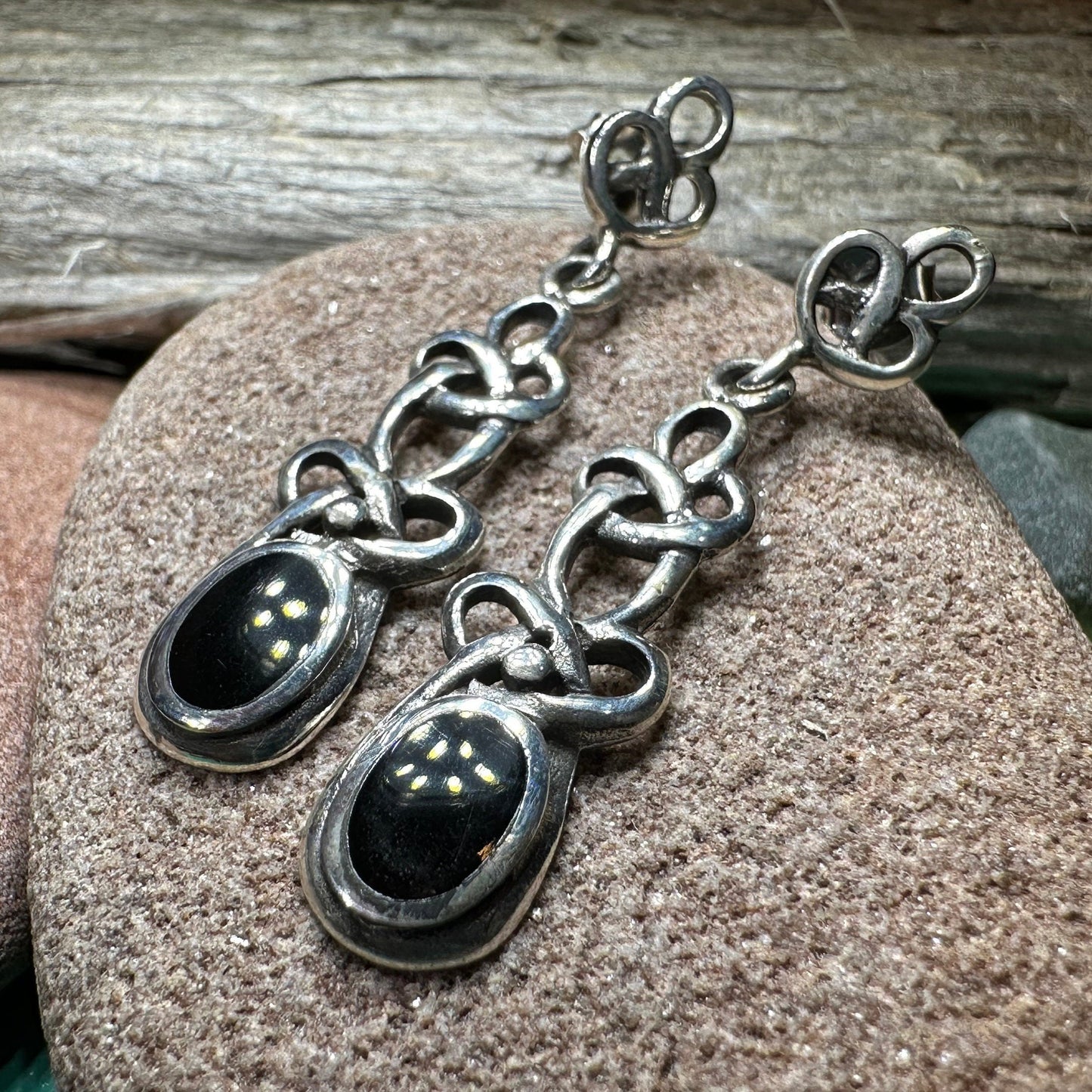 Celtic Knot Earrings, Silver Post Earrings, Irish Jewelry, Scottish Drop Earrings, Silver Ireland Gift, Mother of Pearl, Onyx Jewelry