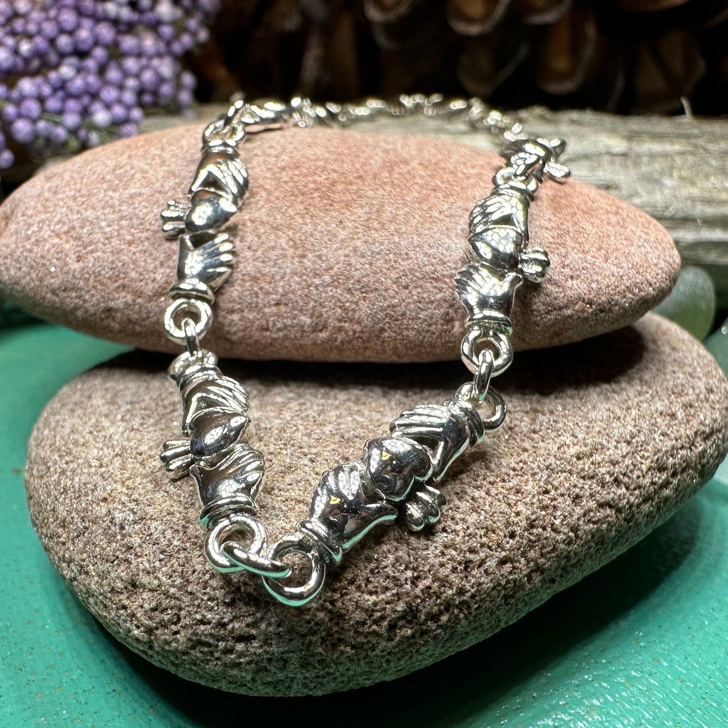 Claddagh Bracelet, Irish Jewelry, Celtic Bracelet, Bridal Jewelry, Girlfriend Gift, Wife Gift, Heart Jewelry, Ireland Gift, Anniversary Gift