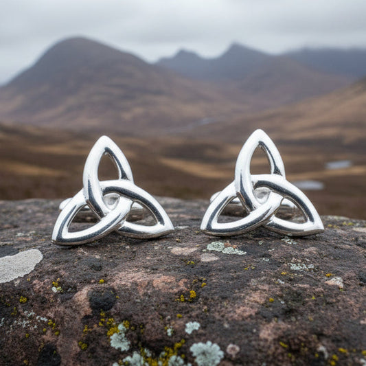 Trinity Knot Cuff Links, Celtic Jewelry, Irish Jewelry, Scotland Jewelry, Celtic Jewelry, Groom Gift, Best Man Gift, Silver Anniversary Gift