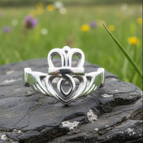 Claddagh Ring, Celtic Ring, Irish Ring, Promise Ring, Celtic Knot Ring, Irish Dance Gift, Anniversary Gift, Luckenbooth Ring, Boho Ring