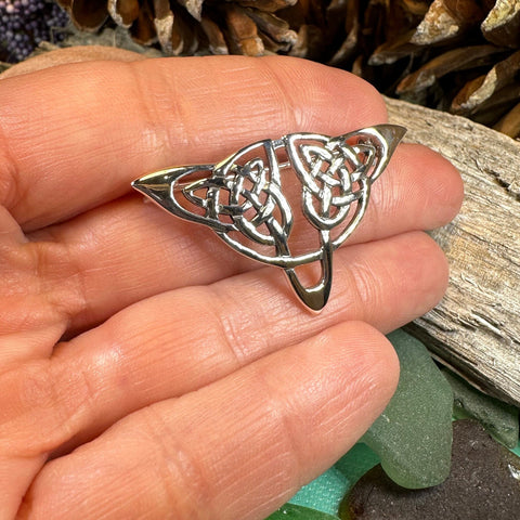 Load image into Gallery viewer, Celtic Knot Brooch, Celtic Jewelry, Irish Pin, Silver Ireland Pin, Girlfriend Gift, Wife Gift, Scarf Pin, Scottish Brooch, Scotland Pin
