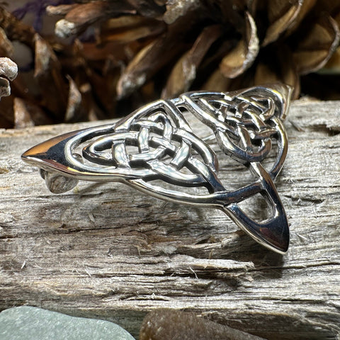 Load image into Gallery viewer, Celtic Knot Brooch, Celtic Jewelry, Irish Pin, Silver Ireland Pin, Girlfriend Gift, Wife Gift, Scarf Pin, Scottish Brooch, Scotland Pin
