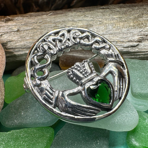 Load image into Gallery viewer, Claddagh Brooch, Irish Pin, Emerald Ireland Brooch, Silver Bride Pin, Claddagh Pin, Celtic Jewelry, Claddagh Pin, Celtic Pin, Gift for Her
