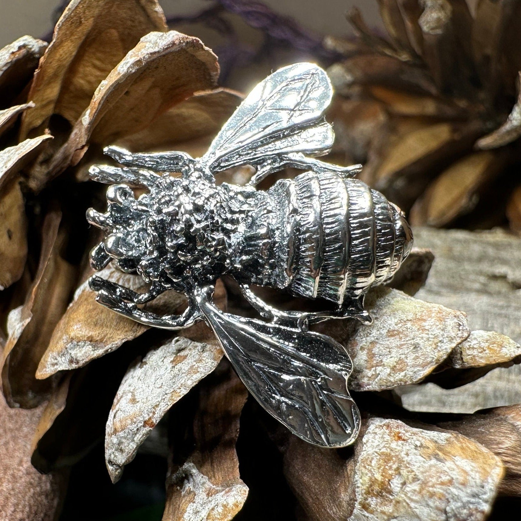 Bee Booch, Nature Jewelry, Silver Insect Pin, Anniversary Gift, Outlander Jewelry, Insect Jewelry, Honey Bee Jewelry, Realistic Bee Pin