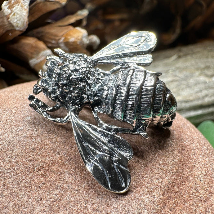 Bee Booch, Nature Jewelry, Silver Insect Pin, Anniversary Gift, Outlander Jewelry, Insect Jewelry, Honey Bee Jewelry, Realistic Bee Pin