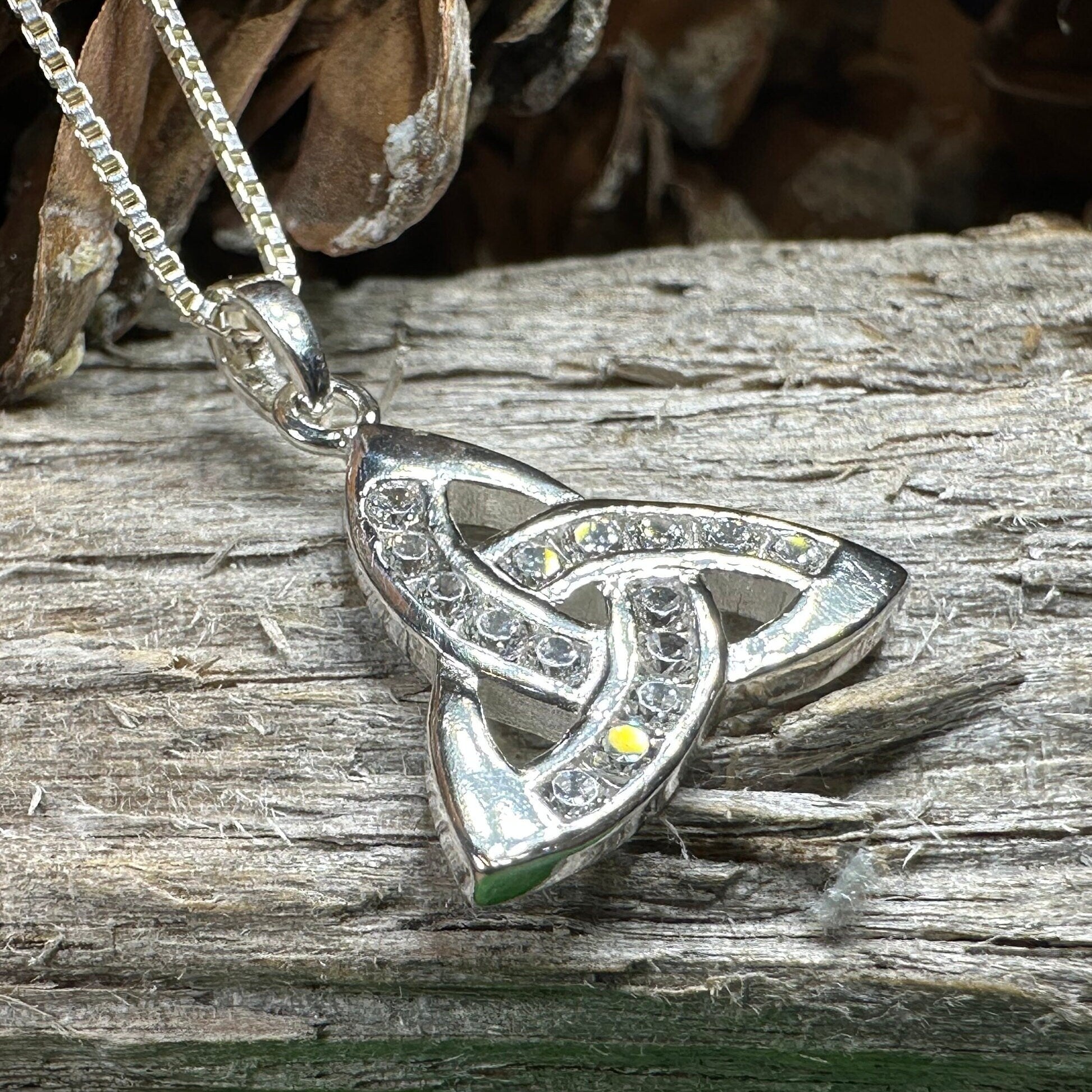 Trinity Knot Necklace, Celtic Jewelry, Irish Pendant, Triquetra Pendant, Celtic Knot Jewelry, Bridal Jewelry, Anniversary Gift, Ireland Gift
