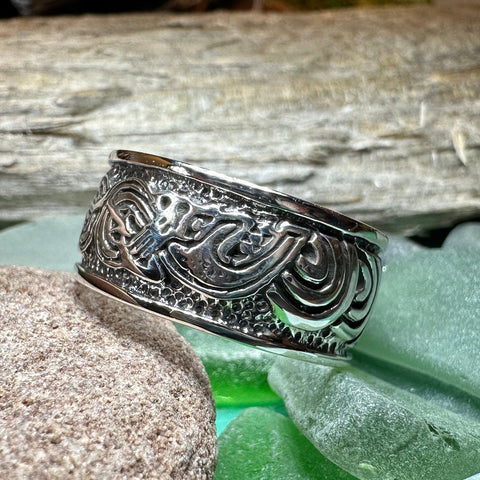 Load image into Gallery viewer, Celtic Dragon Ring, Celtic Ring, Scottish Promise Ring, Silver Ring, Irish Ring, Wedding Band, Anniversary Gift, Ireland Ring, Wiccan Ring

