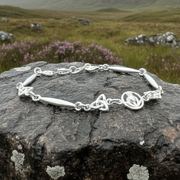 Thistle Bracelet, Outlander Jewelry, Celtic Jewelry, Scotland Gift, Nature Jewelry, Scottish Bracelet, Mom Gift, Girlfriend Gift, Wife Gift