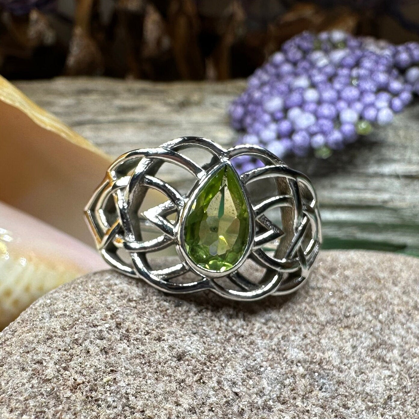 Vanaheim Celtic Knot Ring in Sterling Silver – Celtic Crystal
