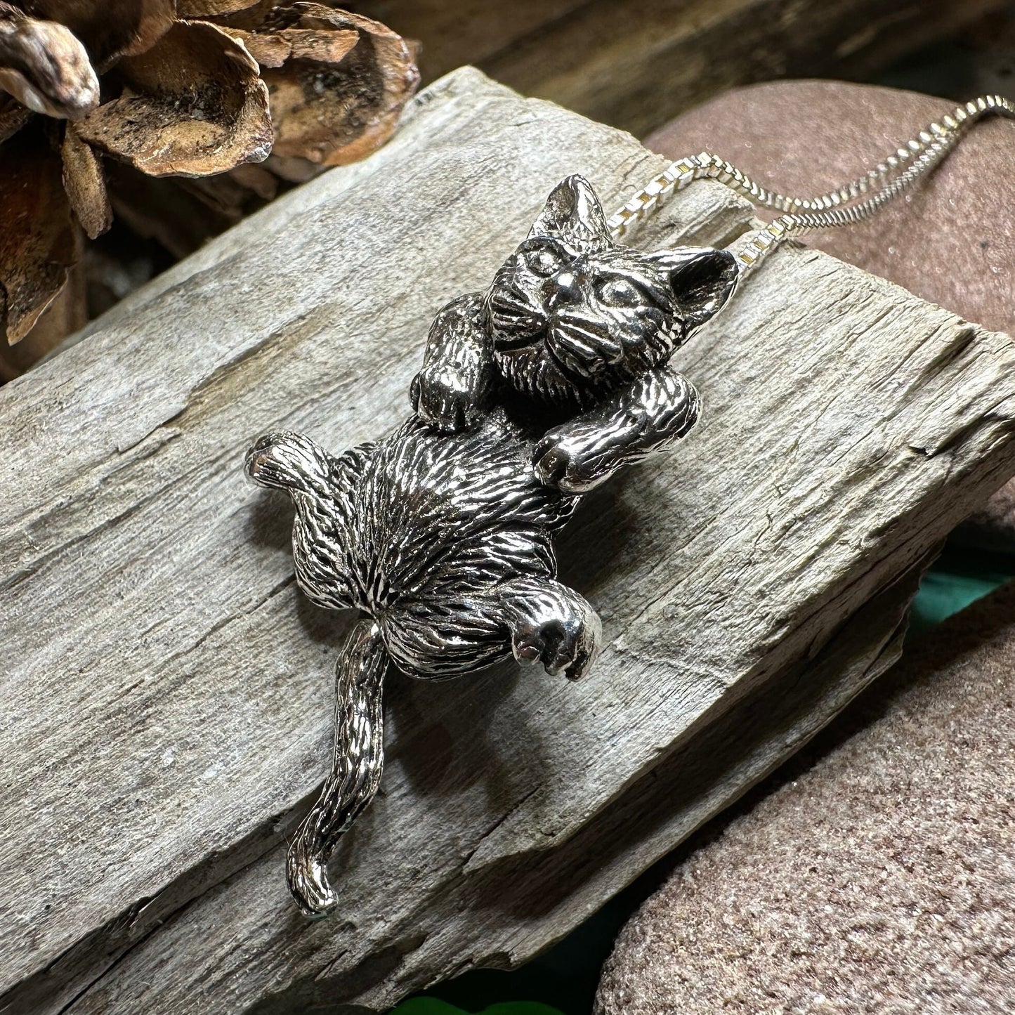 Frisky Cat Necklace — view 8