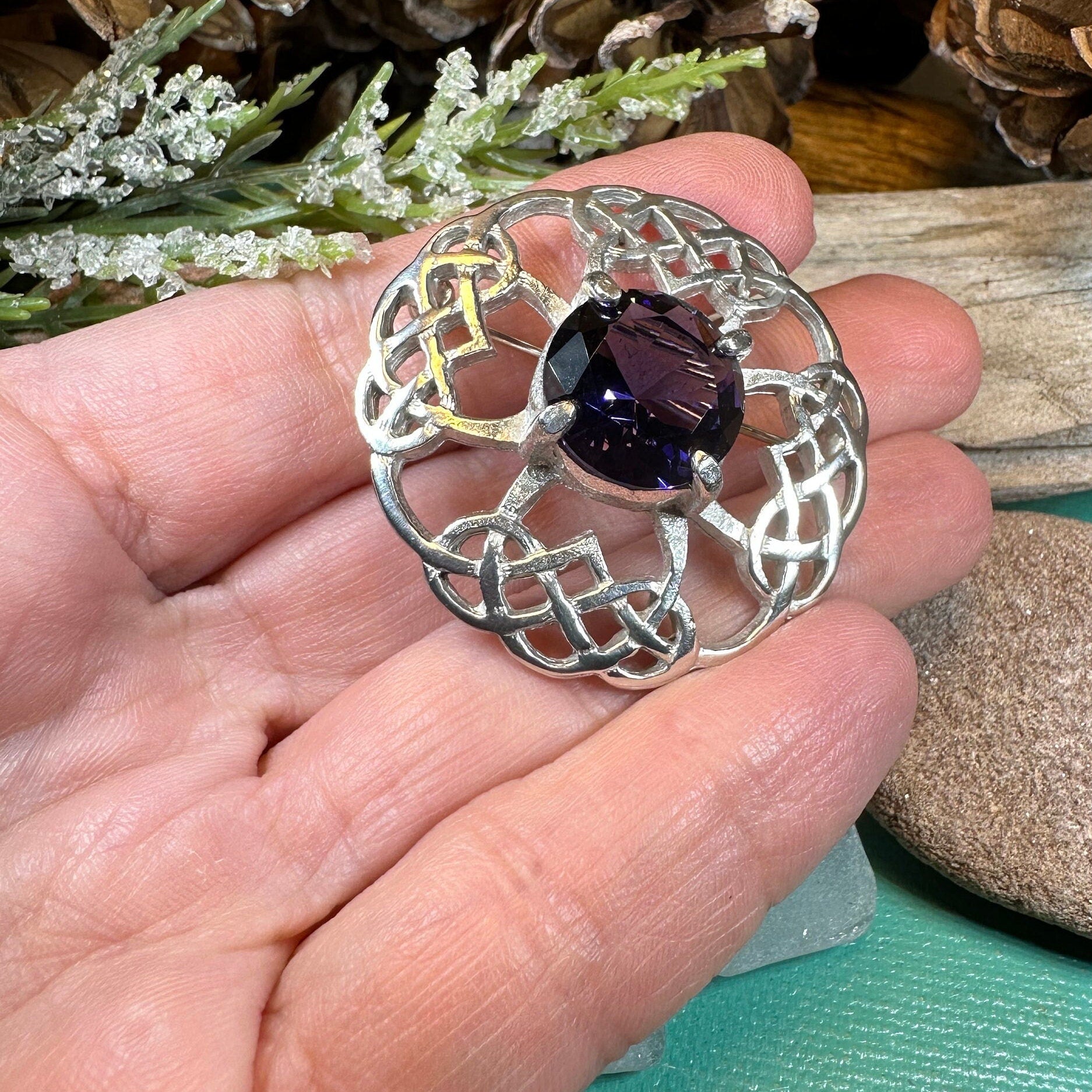 Celtic Knot Brooch, Celtic Jewelry, Scotland Jewelry, Scottish Pin, Mom Gift, Wife Gift, Ireland Pin, Outlander Jewelry, Irish Jewelry