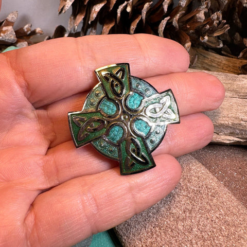 Load image into Gallery viewer, Celtic Cross Brooch, Cross Jewelry, Celtic Brooch, First Communion Gift, Green Enamel Pin, Irish Cross Jewelry, Cross Pin, Religious Jewelry
