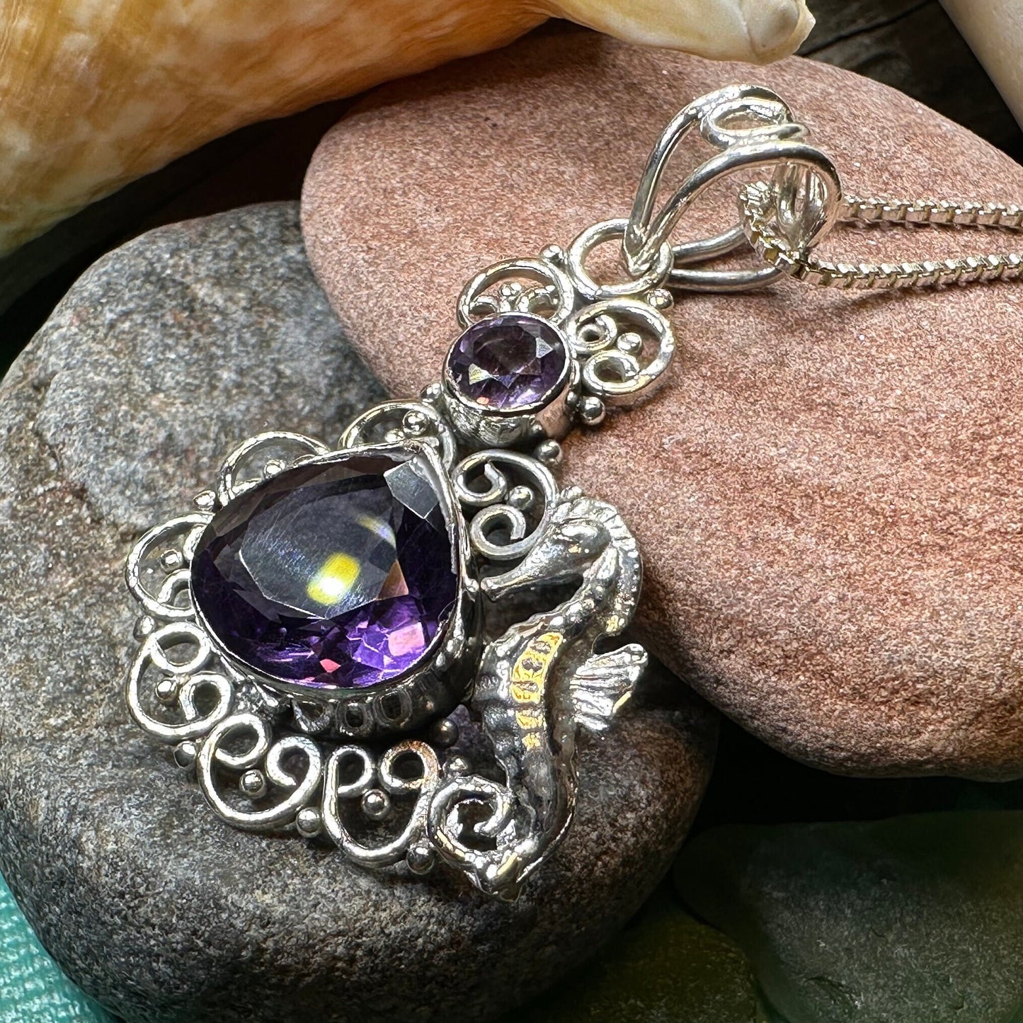 Seahorse Necklace, Sea Life Pendant, Naurical Jewelry, Nautical Jewelry, Mom Gift, Anniversary Gift, Beach Lover Gift, Ocean Jewelry
