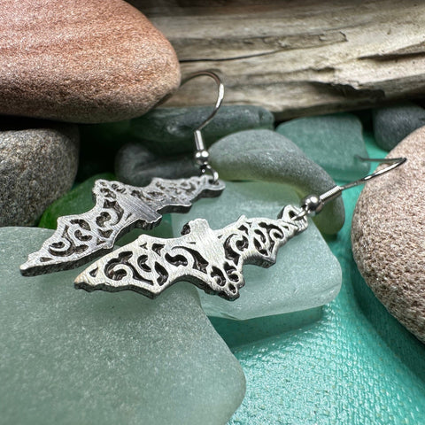 Load image into Gallery viewer, Gothic Bat Earrings, Celtic Jewelry, Pewter Bat Earrings, Victorian Earrings, Friendship Gift, Halloween Gift, Witch Jewelry, EA Poe Gift
