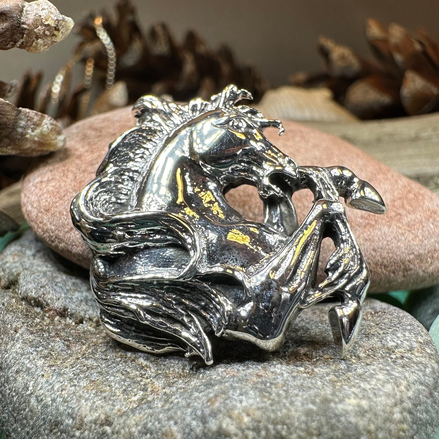 Horse Necklace, Equestrian Jewelry, Animal Pendant, Yellowstone, Mustang Pendant, Rodeo Jewelry, Horse Racing, Nature Jewelry, Wife Gift