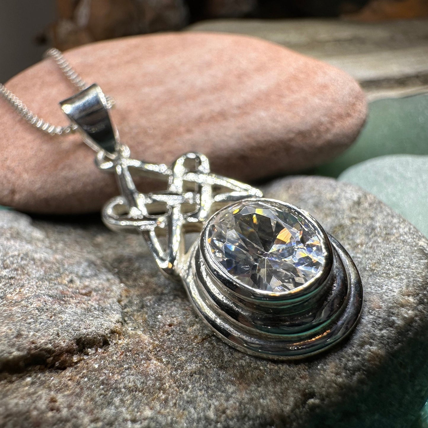 Celtic Knot Necklace, Scottish Jewelry, Ladies Celtic Pendant, Irish Necklace, Irish Jewelry, Anniversary Gift, Scotland Jewelry, Wife Gift