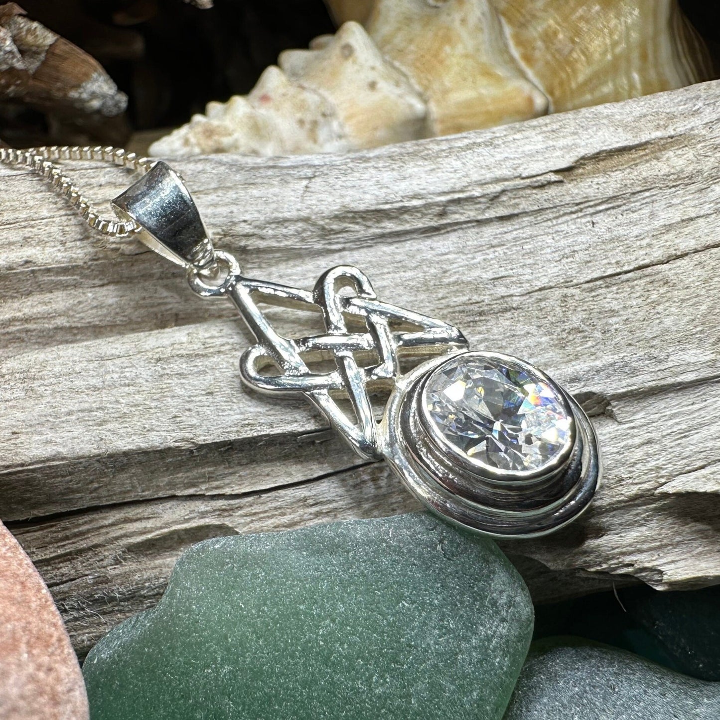 Celtic Knot Necklace, Scottish Jewelry, Ladies Celtic Pendant, Irish Necklace, Irish Jewelry, Anniversary Gift, Scotland Jewelry, Wife Gift