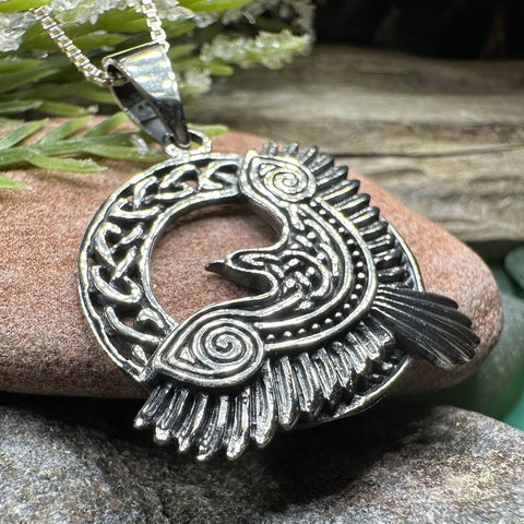 Load image into Gallery viewer, Raven Necklace, Bird Jewelry, Celtic Pendant, Black Bird Pendant, Animal Jewelry, Pagan Jewelry, Nature Lover, Poe Jewelry, Gothic Jewelry
