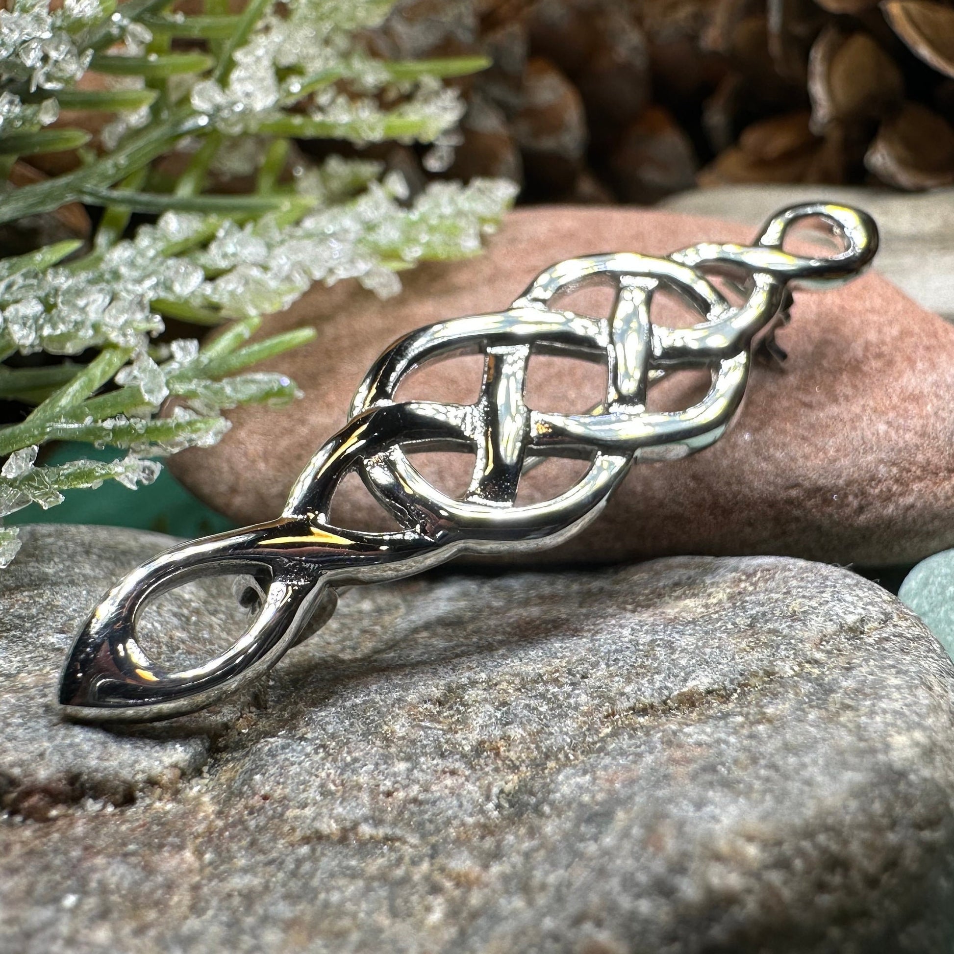 Celtic Knot Brooch, Celtic Pin, Silver Irish Pin, Scottish Celtic Jewelry, Scotland Jewelry, Bridal Jewelry, Anniversary Gift, Mom Gift