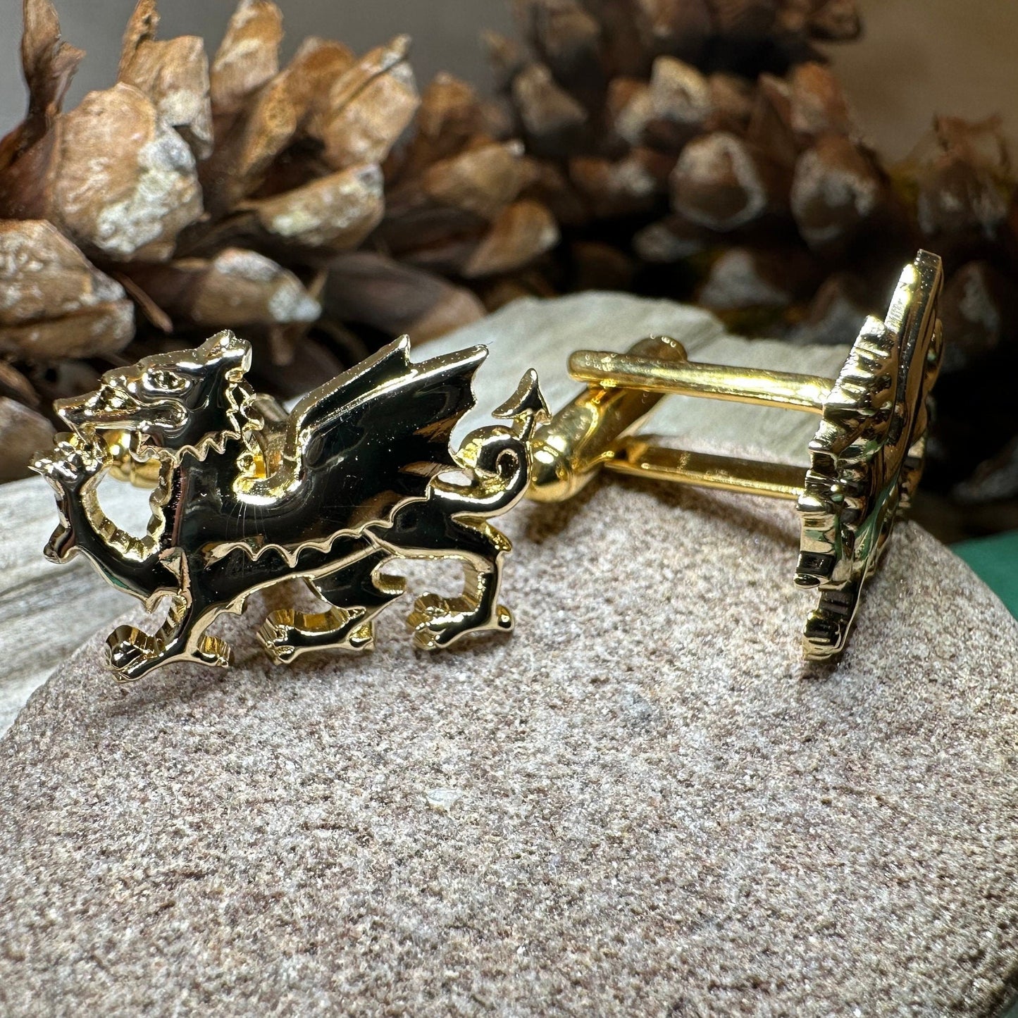 Welsh Dragon Cuff Links, Dragon Jewelry, Animal Jewelry, Wales Jewelry, Celtic Jewelry, Welsh Groom Gift, Best Man Gift, Anniversary Gift