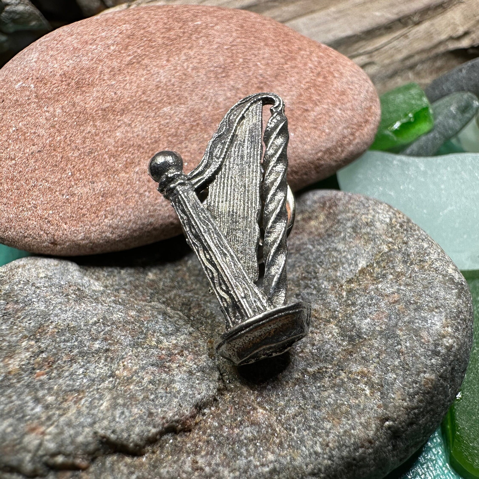 Irish Harp Brooch, Celtic Jewelry, Irish Lapel Pin, Harp Brooch, Ireland Brooch, Anniversary Gift, Cap Badge Pin, Bagpiper Gift, Ireland Pin