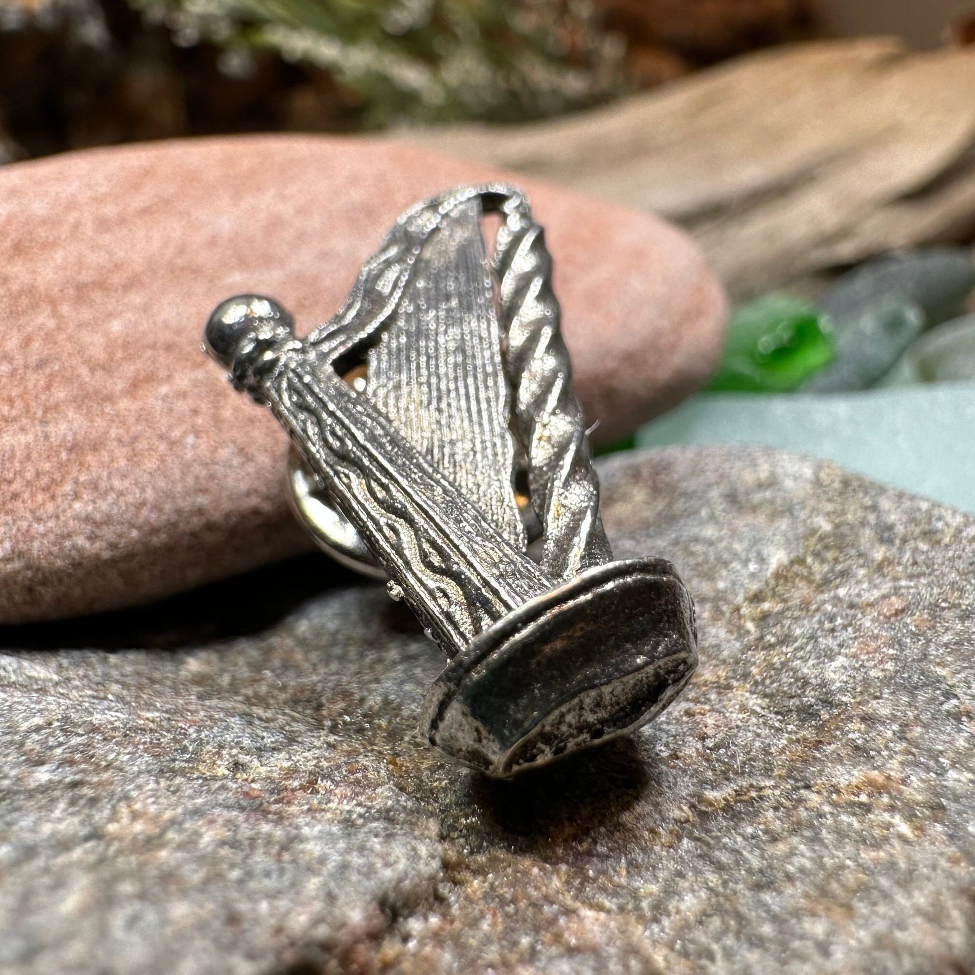 Irish Harp Brooch, Celtic Jewelry, Irish Lapel Pin, Harp Brooch, Ireland Brooch, Anniversary Gift, Cap Badge Pin, Bagpiper Gift, Ireland Pin