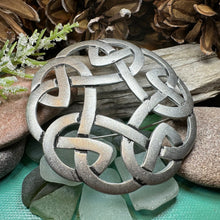 Load image into Gallery viewer, Traditional Celtic Knot Brooch
